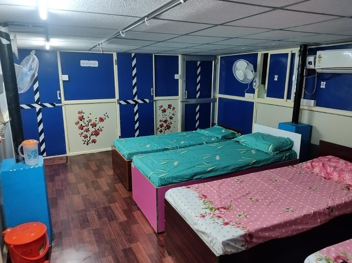 Rajeswari Ac Dormitory For Indian Males Only Port Blair Exterior photo